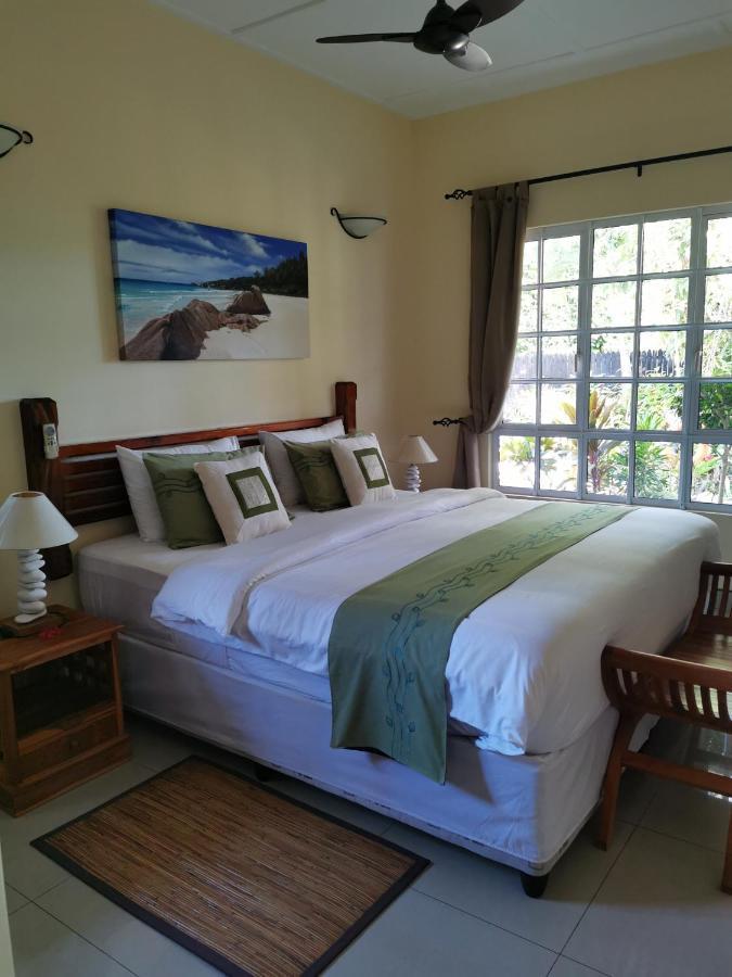 Maison Charme De L'Ile La Digue Luaran gambar