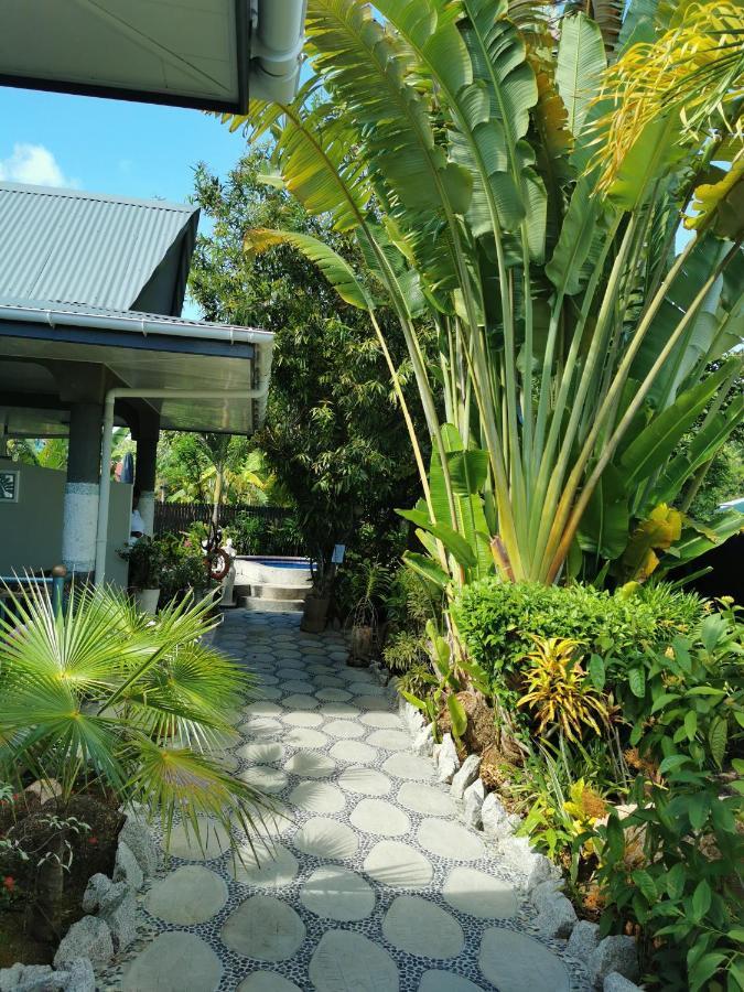 Maison Charme De L'Ile La Digue Luaran gambar