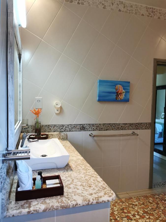 Maison Charme De L'Ile La Digue Luaran gambar