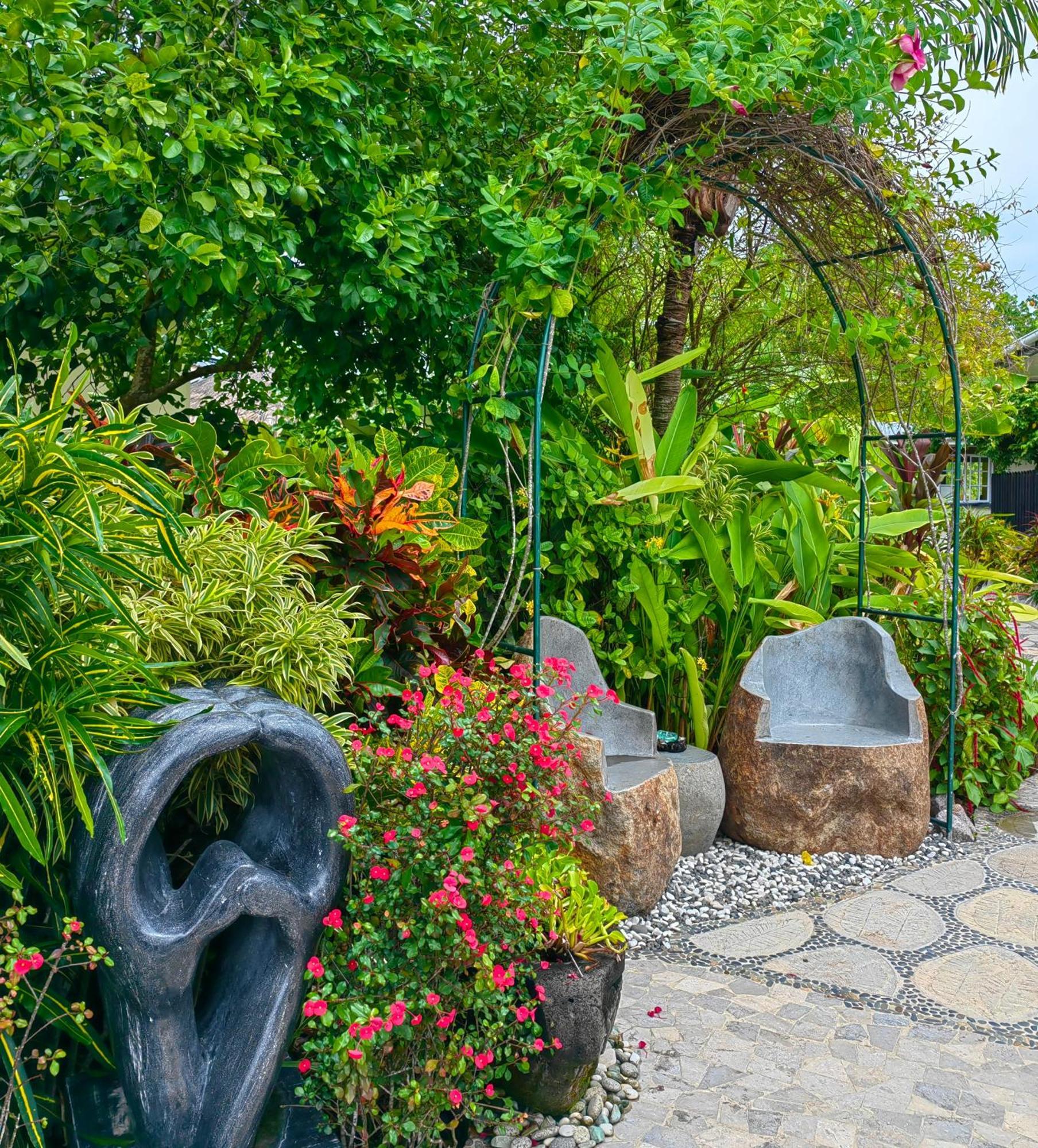 Maison Charme De L'Ile La Digue Luaran gambar
